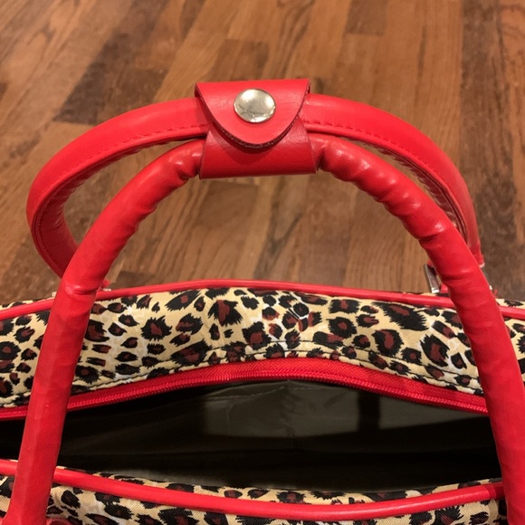 Leopard travel bag - Picture 9 of 11